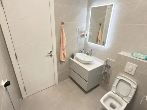Sale, three bedroom apartment, 104m², Bečići, Budva - image 16