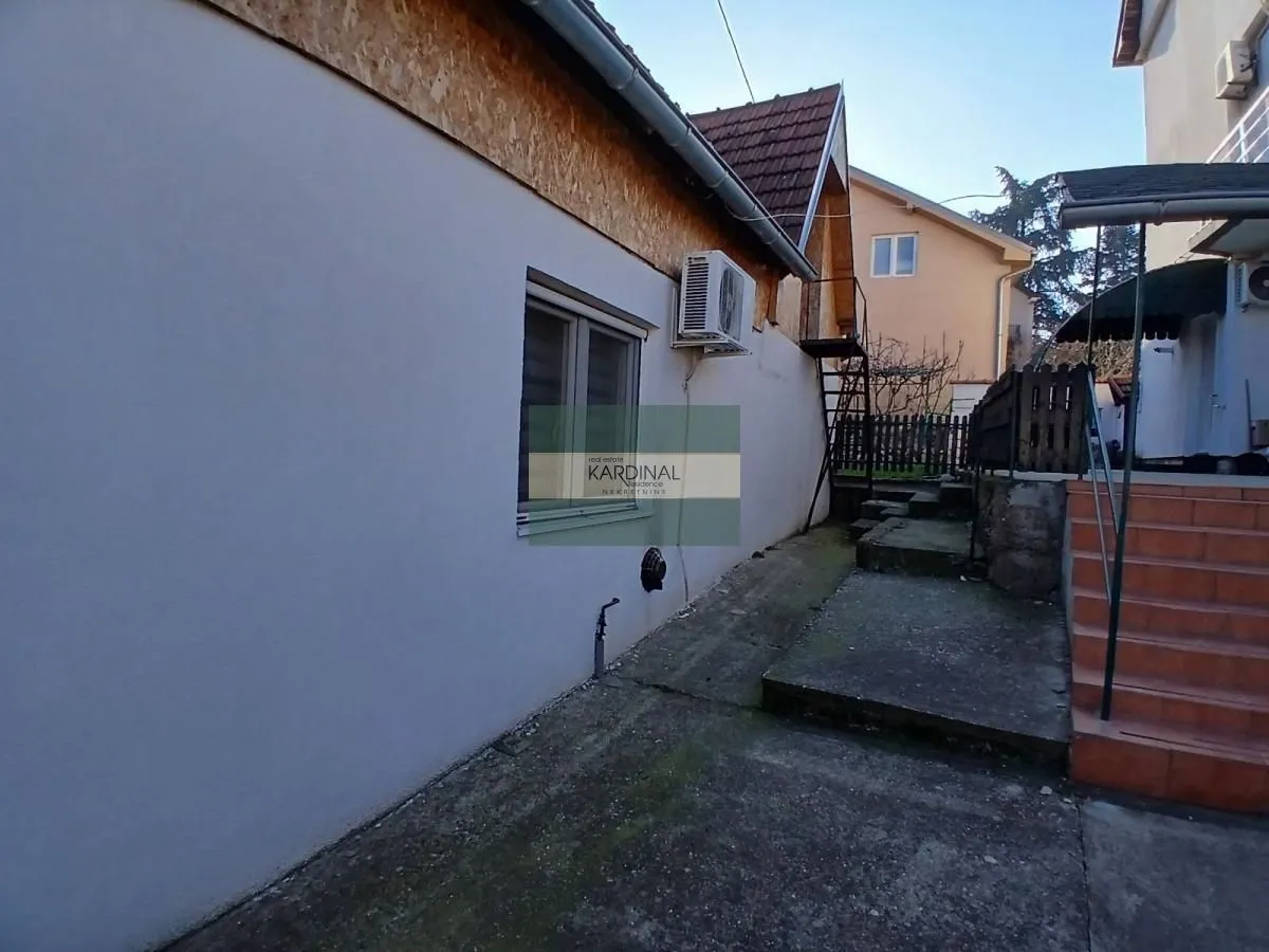 Prodaja, kuća, 240m², Jabučar, Kragujevac