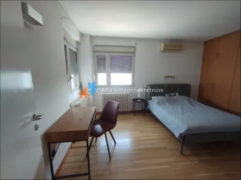 Rent, two bedroom apartment, 60m², Kalenić Pijaca, Vračar Sve Podlokacije - image 9
