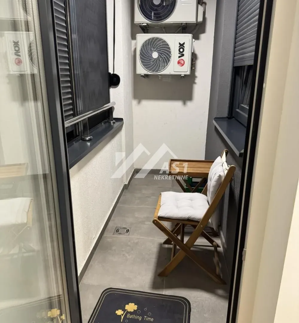 Izdavanje, trosoban stan, 60m², Novi Sad Sve Podlokacije, Novi Sad