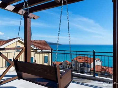 Sale, two bedroom apartment, 143m², Radovići, Tivat