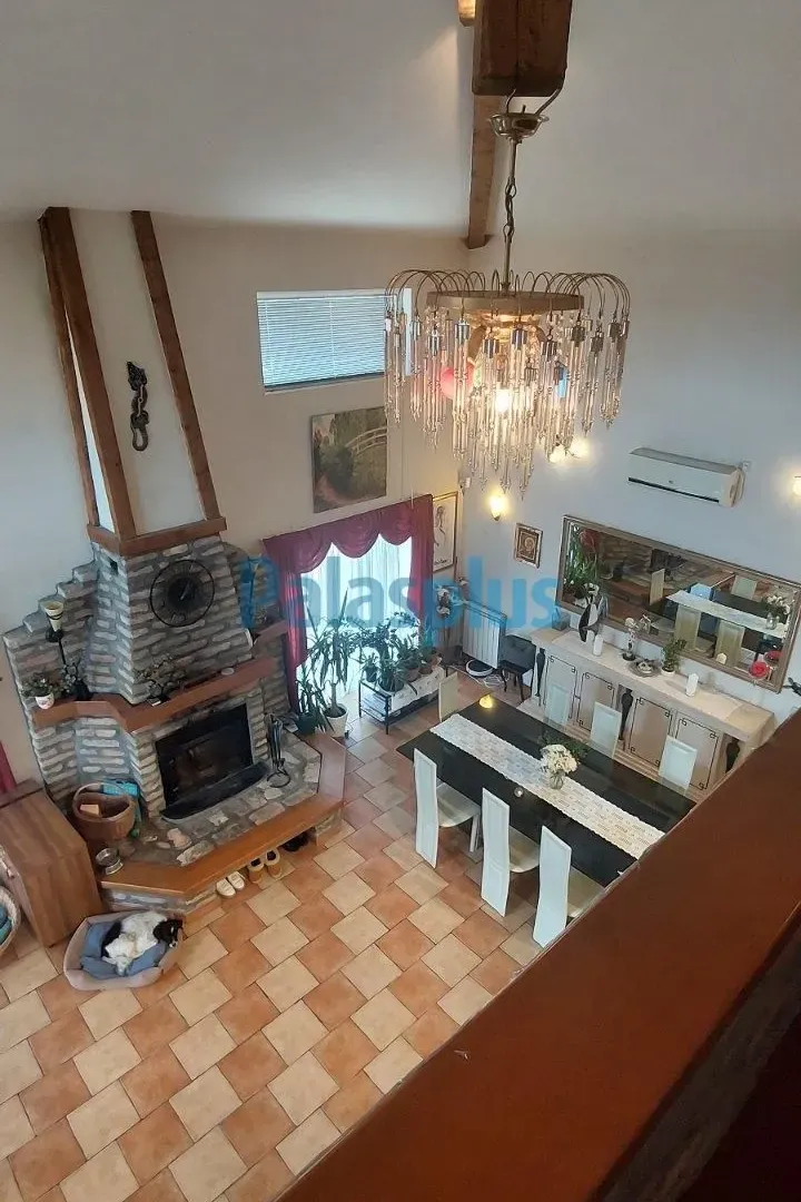 Prodaja, kuća, 337m², Stara Lipovica, Barajevo