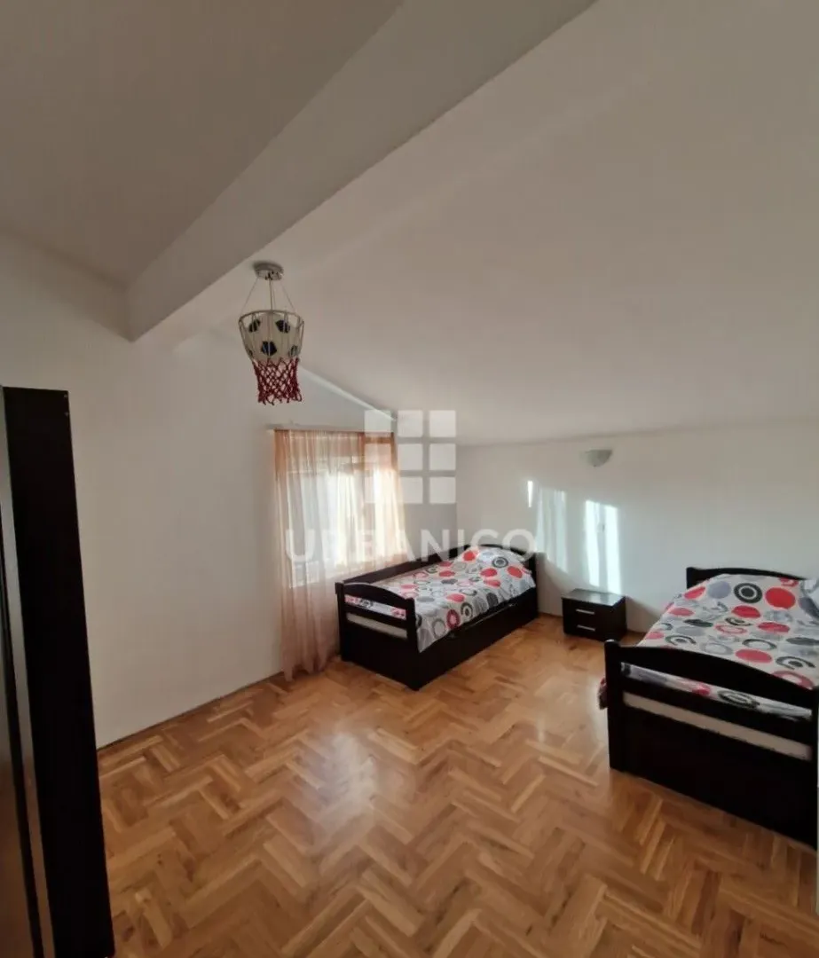 Izdavanje, dvosoban stan, 115m², Tološi, Podgorica
