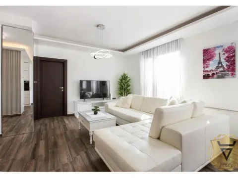 Rent, one bedroom apartment, 56m², Crveni Krst, Beograd - image 2