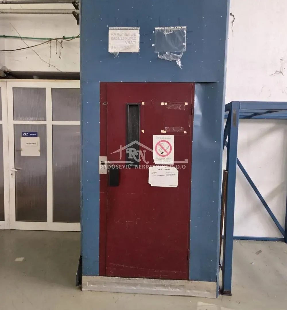 Izdavanje, poslovni prostor, 1019m², Šimanovci, Pećinci