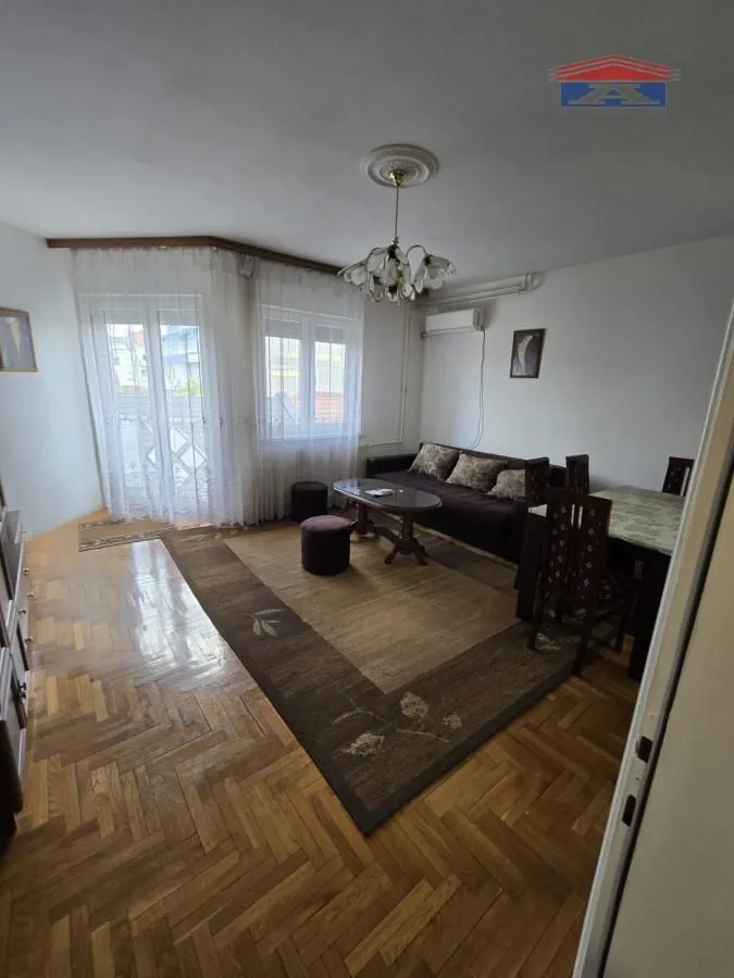 Izdavanje, trosoban stan, 65m², Podbara, Novi Sad Sve Podlokacije