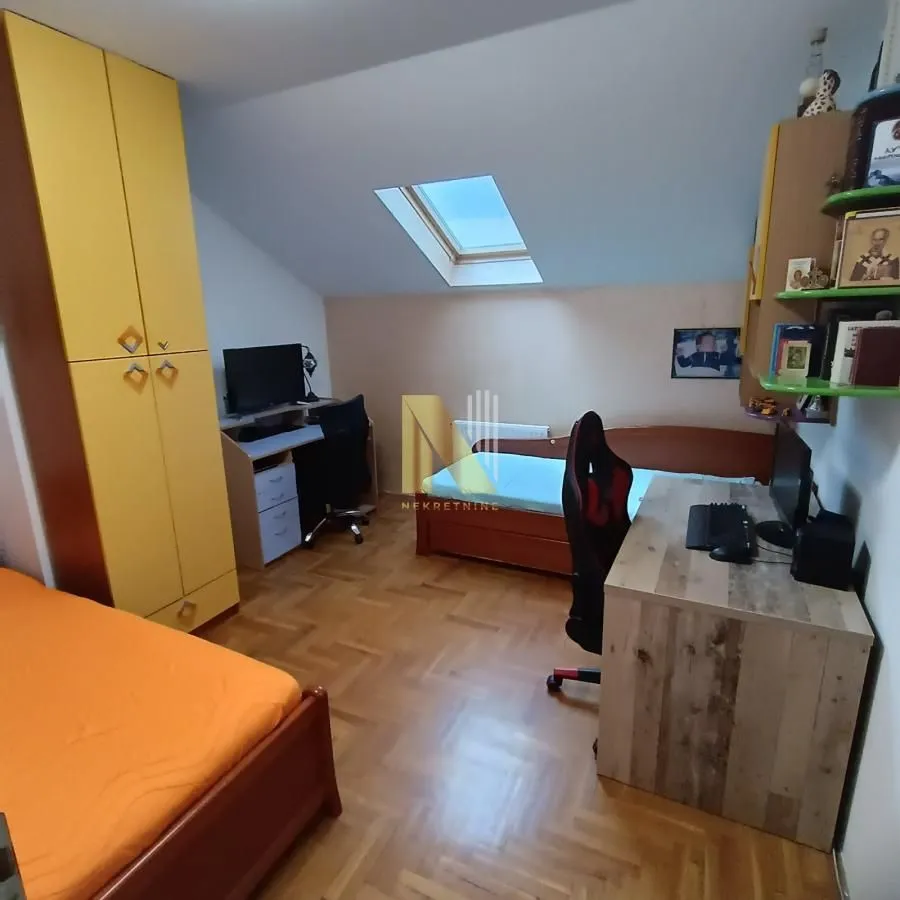 Prodaja, trosoban stan, 90m², Nova Detelinara, Novi Sad Sve Podlokacije