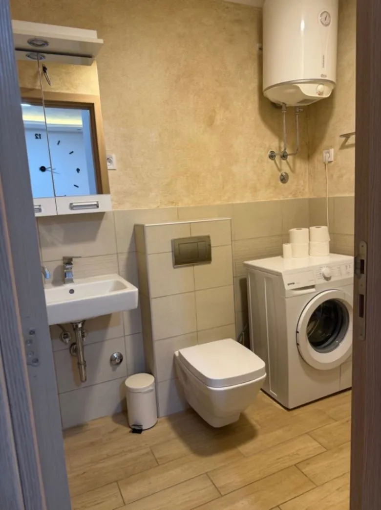 Rent, one bedroom apartment, 43m², Bijeli Do, Budva