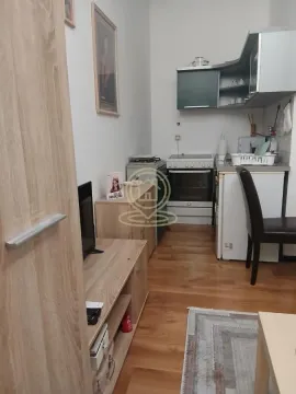 Izdavanje, jednosoban stan, 22m², Centar, Novi Sad - image 4