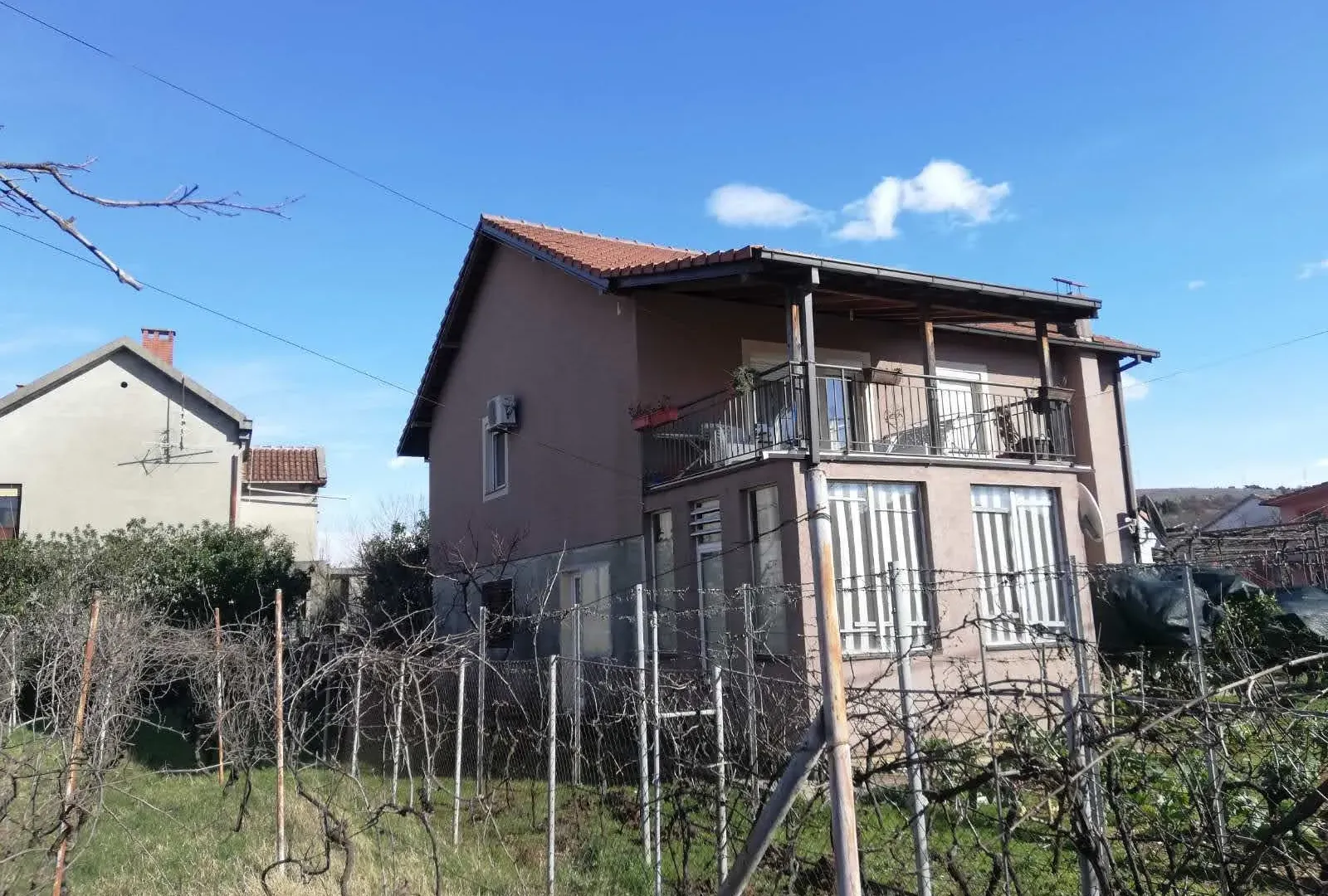 Prodaja, kuća, 290m², Podgorica, Crna Gora