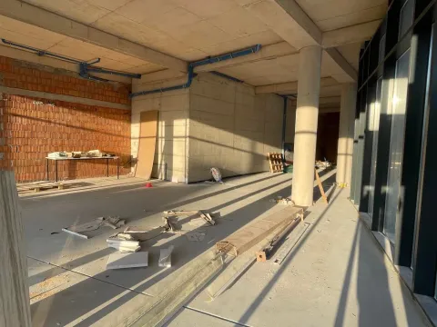 Rent, office space, 271m², Donja Lastva, Tivat - image 6