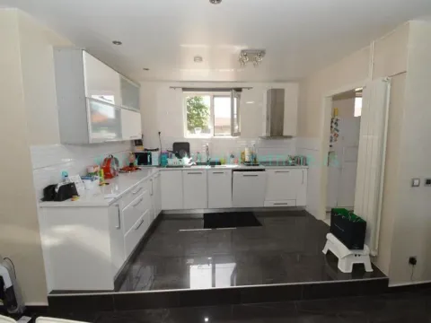 Prodaja, kuća, 760m², Višnjica, Palilula Sve Podlokacije - image 4