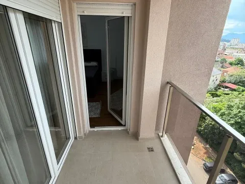 Prodaja, dvosoban stan, 78m², Stari Aerodrom, Podgorica - image 4