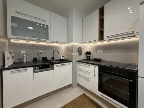 Rent, studio apartment, 39m², Medijana, Niš - image 9