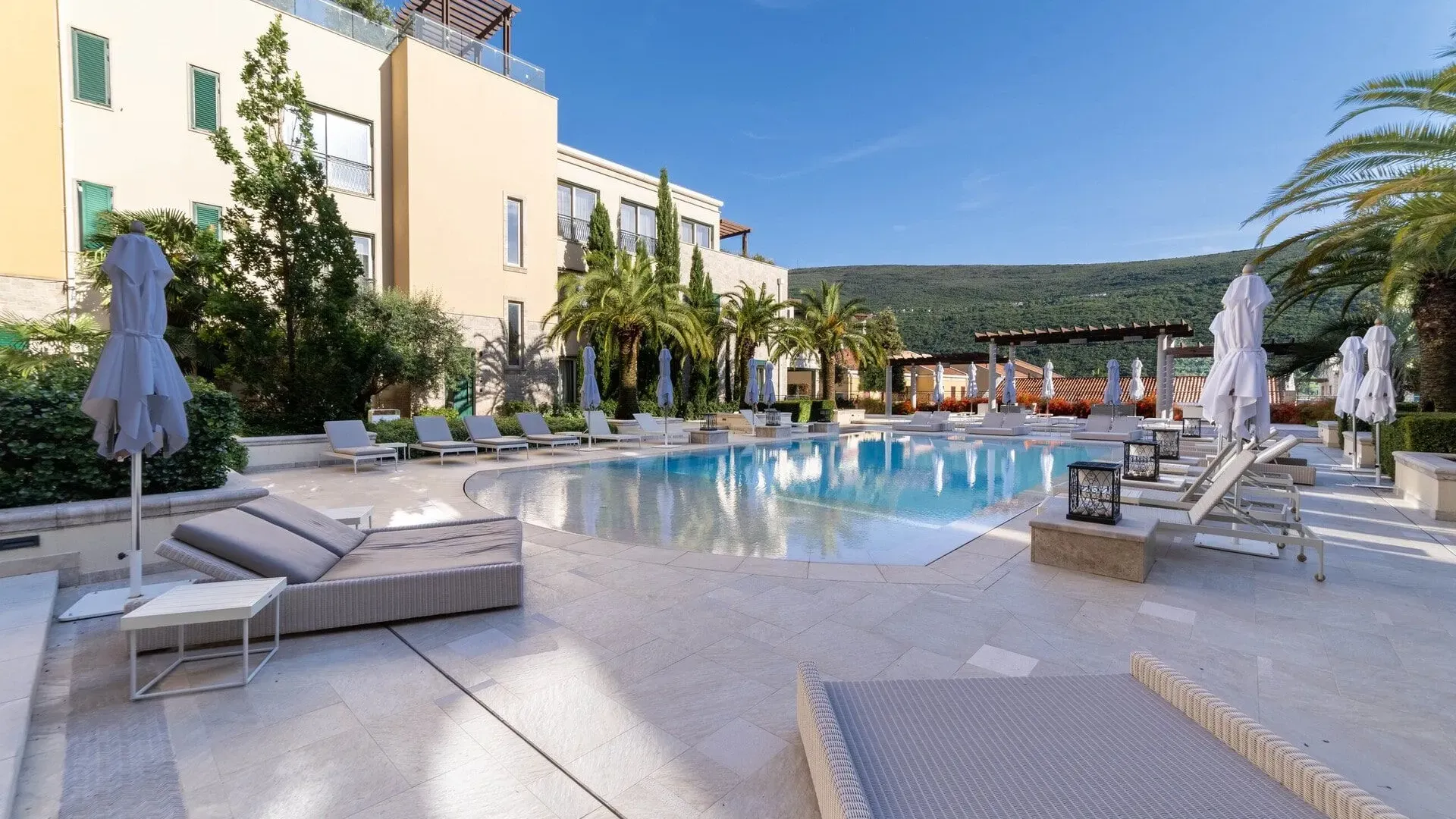 Prodaja, jednosoban stan, 88m², Portonovi, Herceg Novi