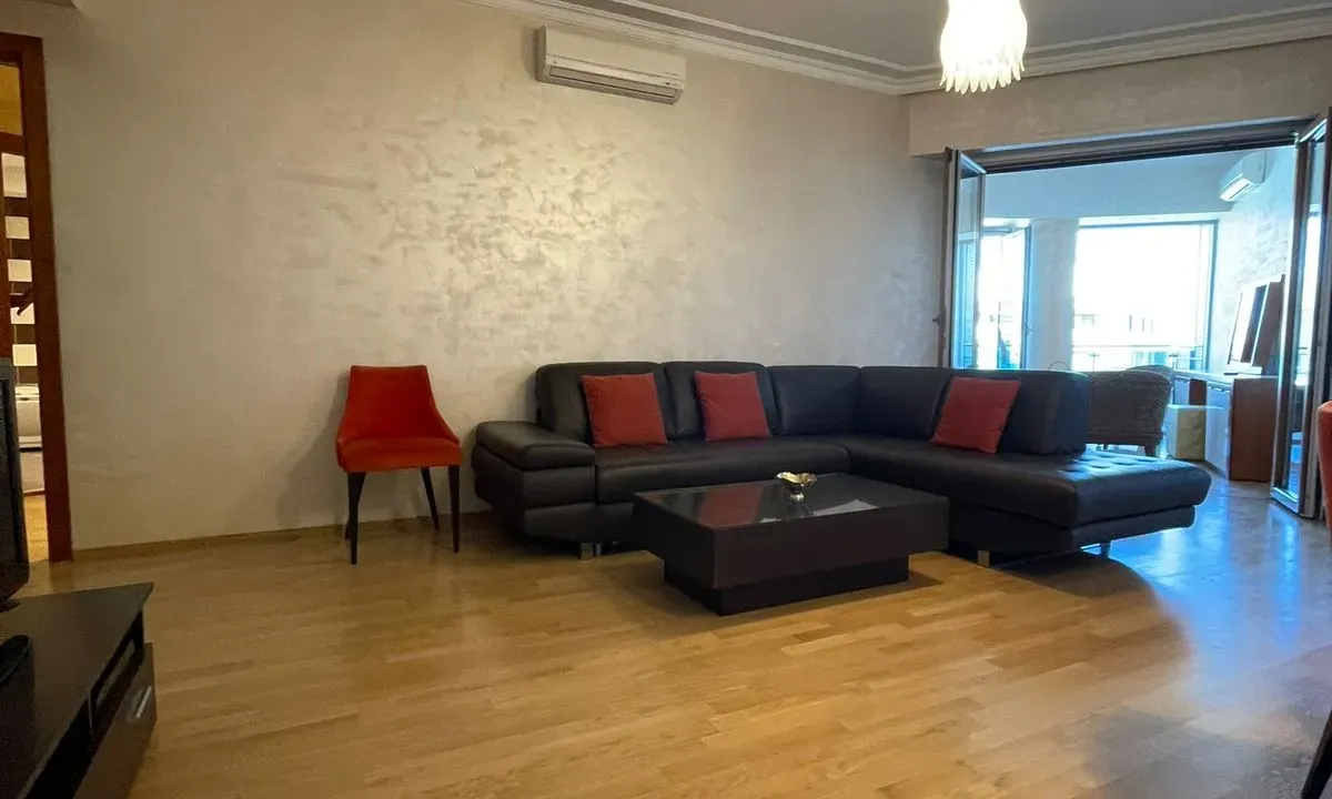 Prodaja, dvosoban stan, 100m², Centar, Podgorica