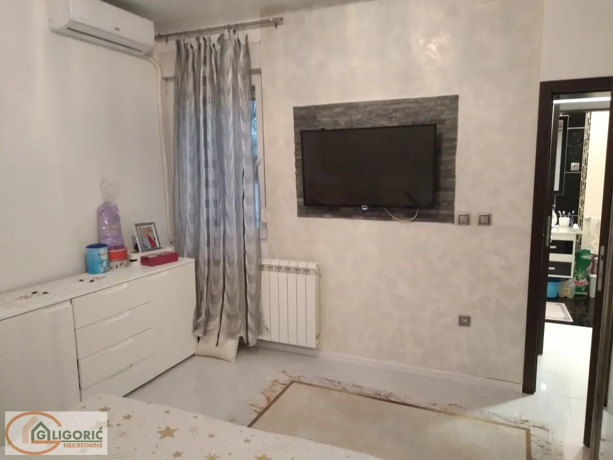 Sale, four bedroom apartment, 106m², Čubura, Beograd
