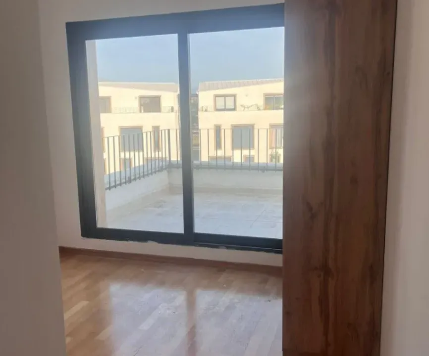 Prodaja, dvosoban stan, 100m², Zagorič, Podgorica