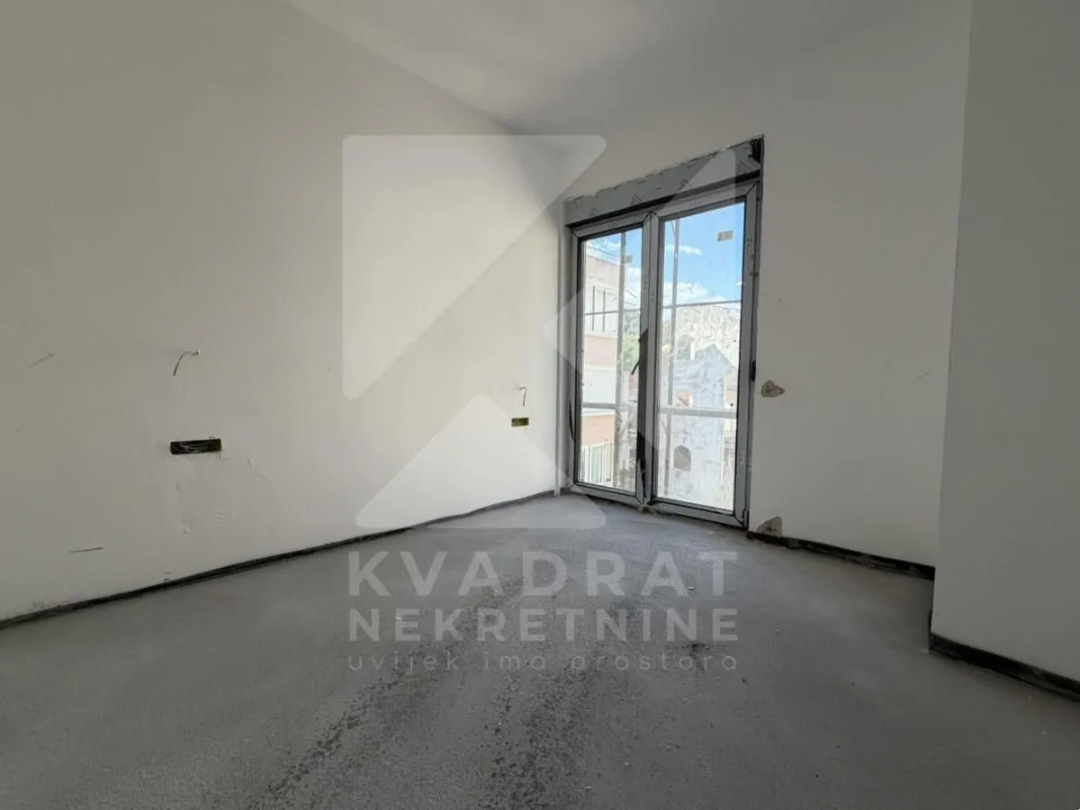 Prodaja, jednosoban stan, 49m², Vezirov Most, Podgorica