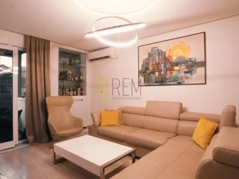 Sale, three bedroom apartment, 90m², Danilovgrad, Crna Gora - image 1