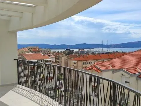 Sale, three bedroom apartment, 143m², Tivat, Crna Gora - image 35