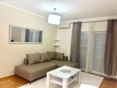 Izdavanje, jednosoban stan, 55m², City Kvart, Podgorica - image 4