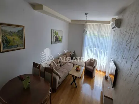 Izdavanje, jednosoban stan, 47m², Centar, Bar - image 2
