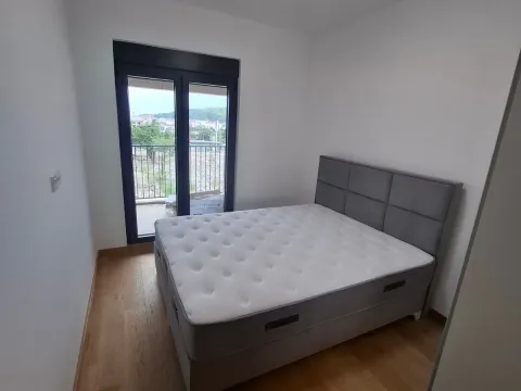 Rent, one bedroom apartment, 45m², City Kvart, Podgorica - image 8