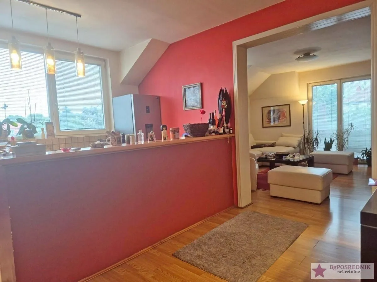 Sale, four bedroom apartment, 95m², Savski Venac, Beograd