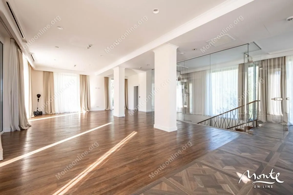 Prodaja, kuća, 560m², Tivat, Crna Gora