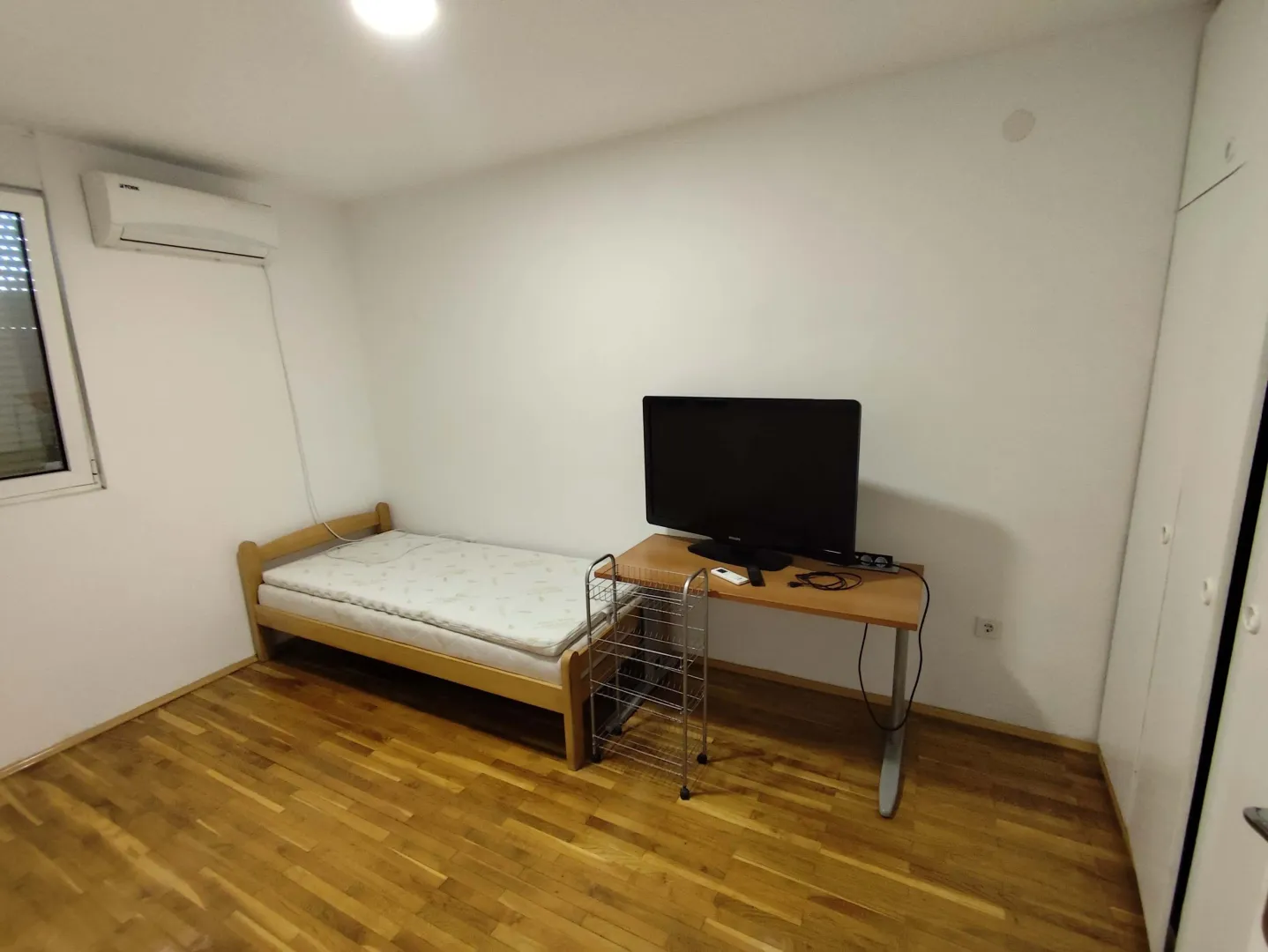 Rent, two bedroom apartment, 60m², Blok 5, Podgorica