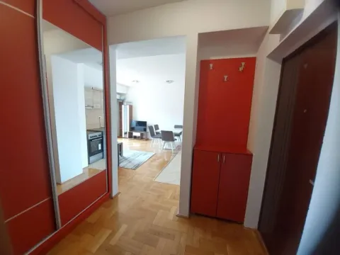 Rent, two bedroom apartment, 65m², Blok 9, Podgorica - image 5