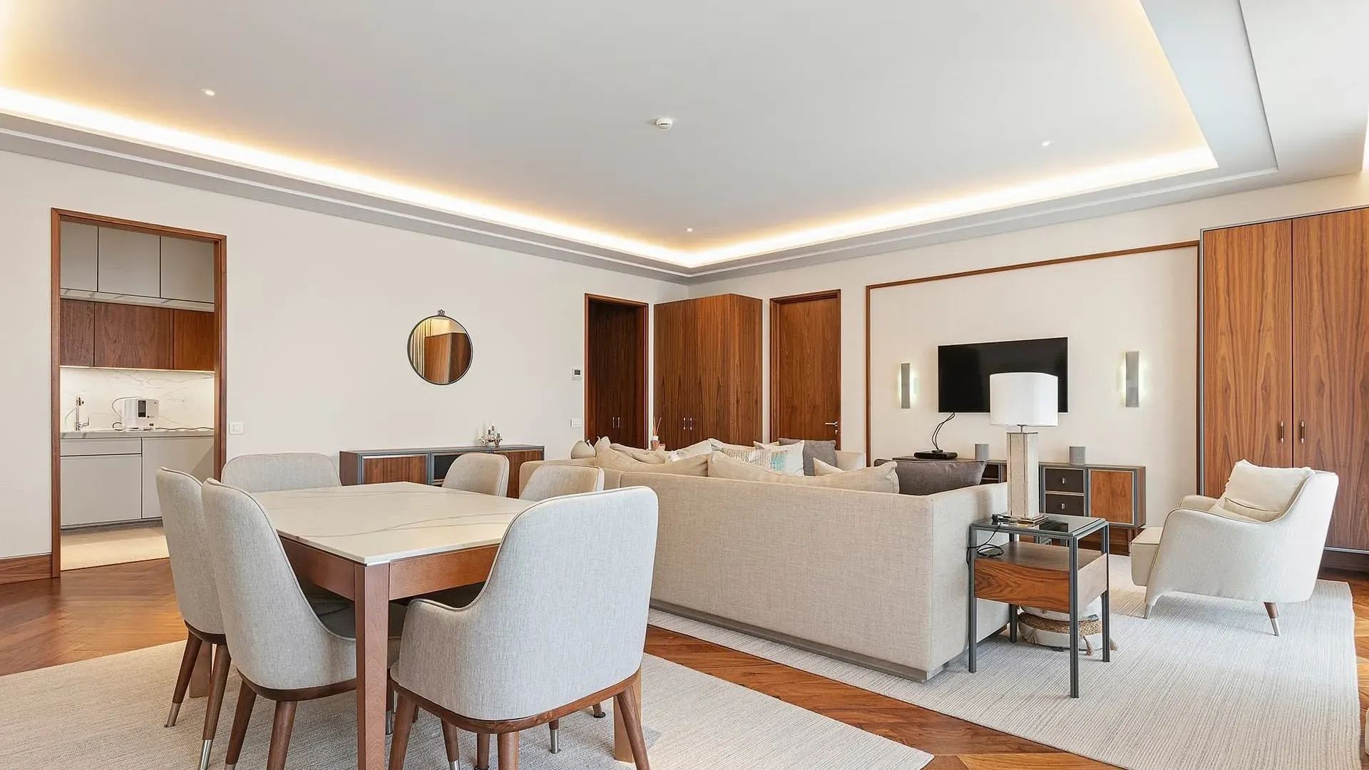 Prodaja, dvosoban stan, 185m², Tivat, Crna Gora