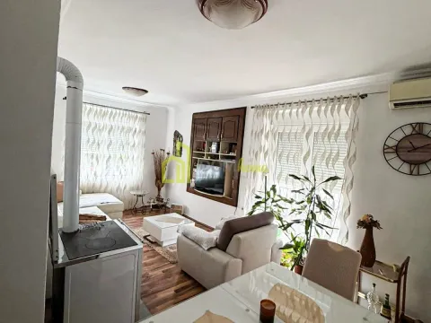 Rent, two bedroom apartment, 65m², Gornja Gorica, Podgorica - image 8
