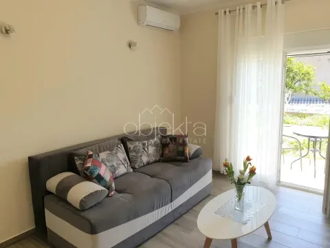 Izdavanje, stan, 55m², Tivat, Crna Gora - image 2