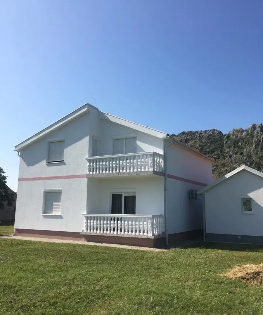 Prodaja, kuća, 145m², Spuž, Danilovgrad