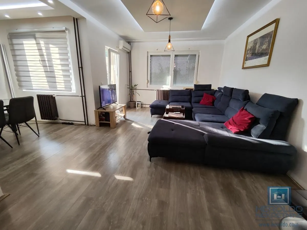 Sale, two bedroom apartment, 67m², Sarina Medja, Jagodina