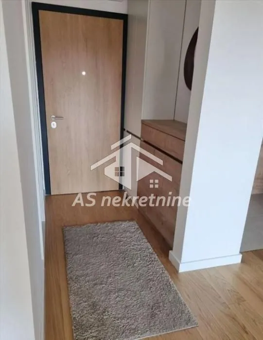 Izdavanje, dvosoban stan, 42m², Tošin bunar, Novi Beograd Sve Podlokacije