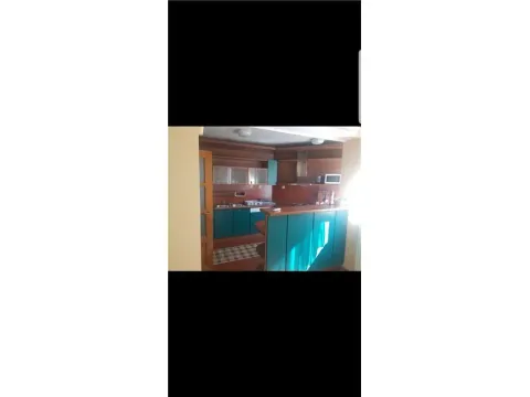 Izdavanje, kuća, 500m², Pantelej, Niš - image 19