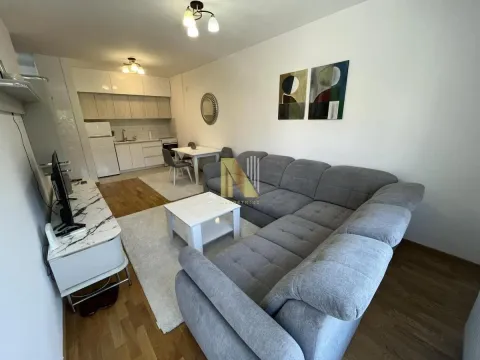 Izdavanje, dvosoban stan, 43m², Sajmište, Novi Sad - image 4