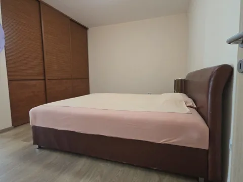 Prodaja, kuća, 200m², Podgorica, Crna Gora - image 14