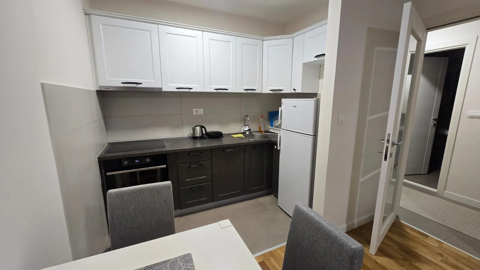 Rent, one bedroom apartment, 44m², Pobrežje, Podgorica