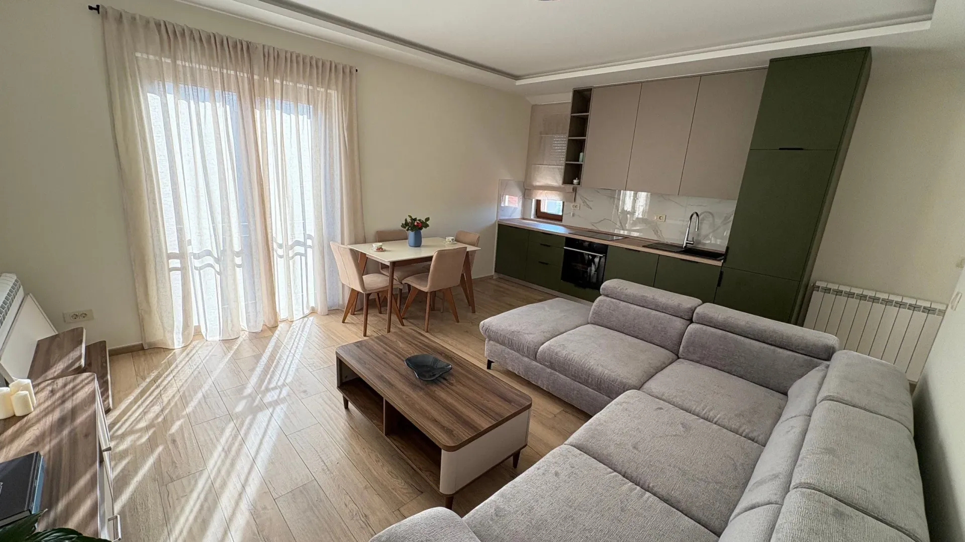 Rent, one bedroom apartment, 50m², Tivat, Crna Gora