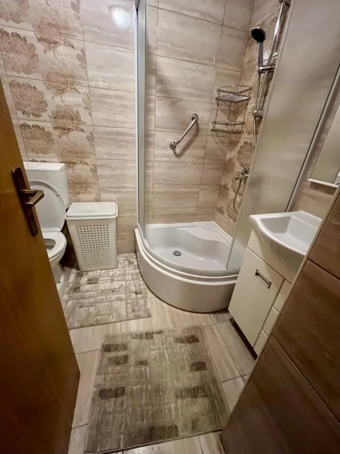 Rent, apartment, 56m², Stari Aerodrom, Podgorica