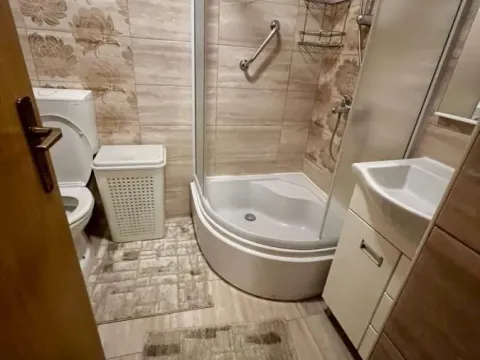 Izdavanje, stan, 56m², Stari Aerodrom, Podgorica - image 7