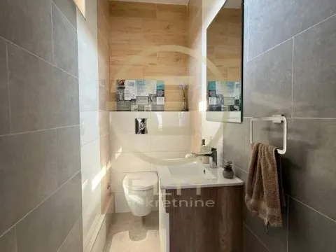 Prodaja, kuća, 165m², Petrovaradin, Novi Sad - image 57