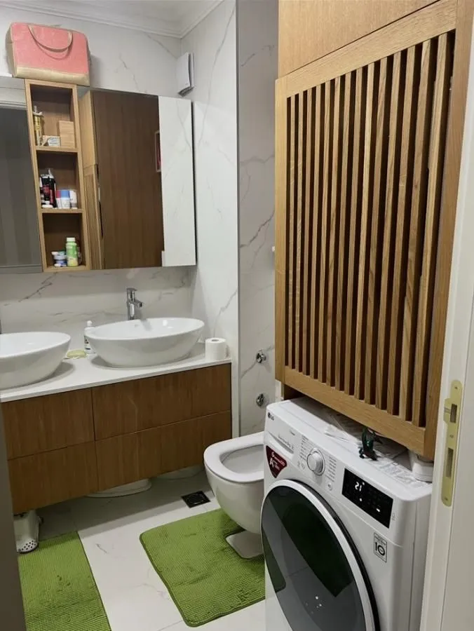 Prodaja, četvorosoban stan, 132m², Novo naselje, Novi Sad