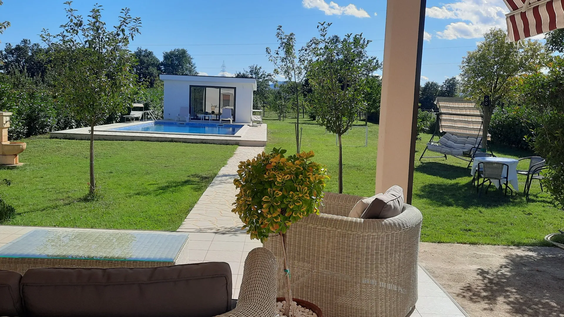 Rent, house, 126m², Donji Martinići, Danilovgrad