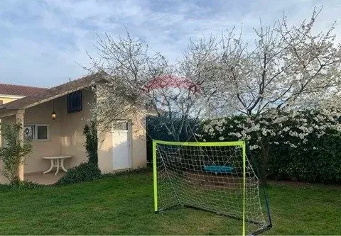 Izdavanje, kuća, 240m², Donja Gorica, Podgorica - image 19