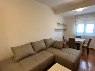 Izdavanje, jednosoban stan, 48m², Centar, Tivat - image 1